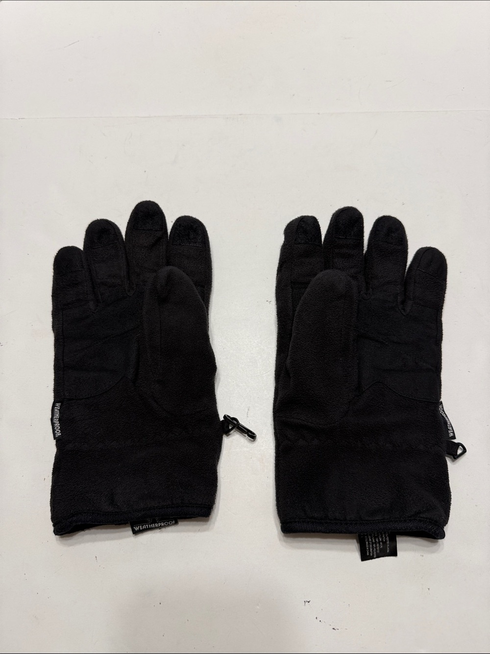 Weatherproof Black Fleece Winter Gloves with Branded Tag